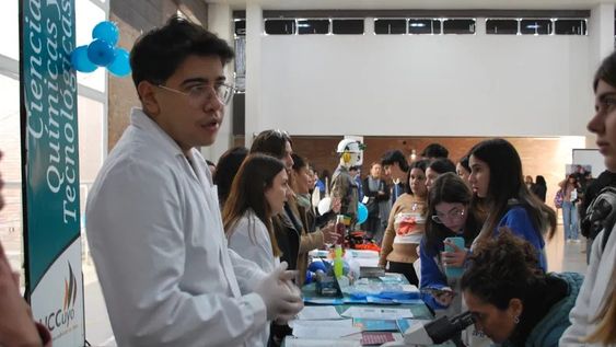 El próximo 27 y 28 de mayo la UCCuyo realizará una nueva edición de la Expo Vocacional para estudiante secundarios.