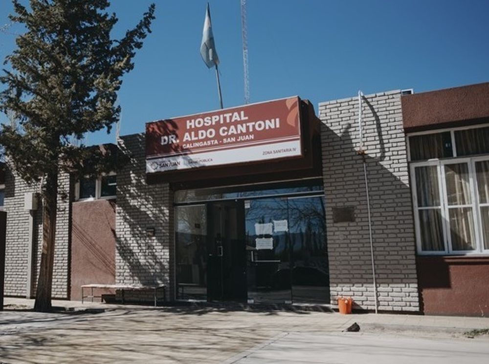 Orientado, vigil y con los signos vitales conservados: el primer parte médico del trabajador ´del milagro´