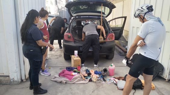 Los efectivos policiales encontraron varios elementos relacionados a la causa de Rawson en el auto Peugeot 307 en el que circulaba la pareja.&nbsp;