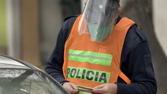 Más de 2.000 policías en las calles para bajar la circulación de personas en Mendoza