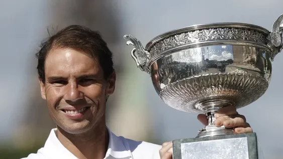 Nadal venció a Wawrinka en el césped inglés