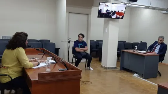 Condena sin encierro para el que filmó a la portera con el adolescente