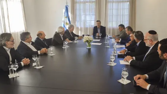 Tildaron de “positiva” la reunión que tuvo Mauricio Macri con empresarios