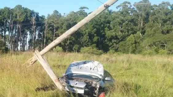 Una familia sanjuanina se accidentó en la Ruta Nacional N°12  y salieron ilesos