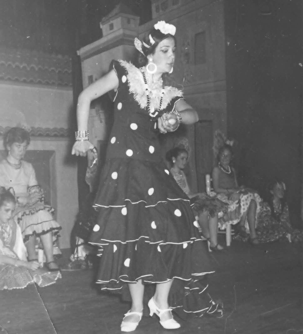 Marina Gil, directora del Instituto de Danzas Iberia, al ritmo de 
