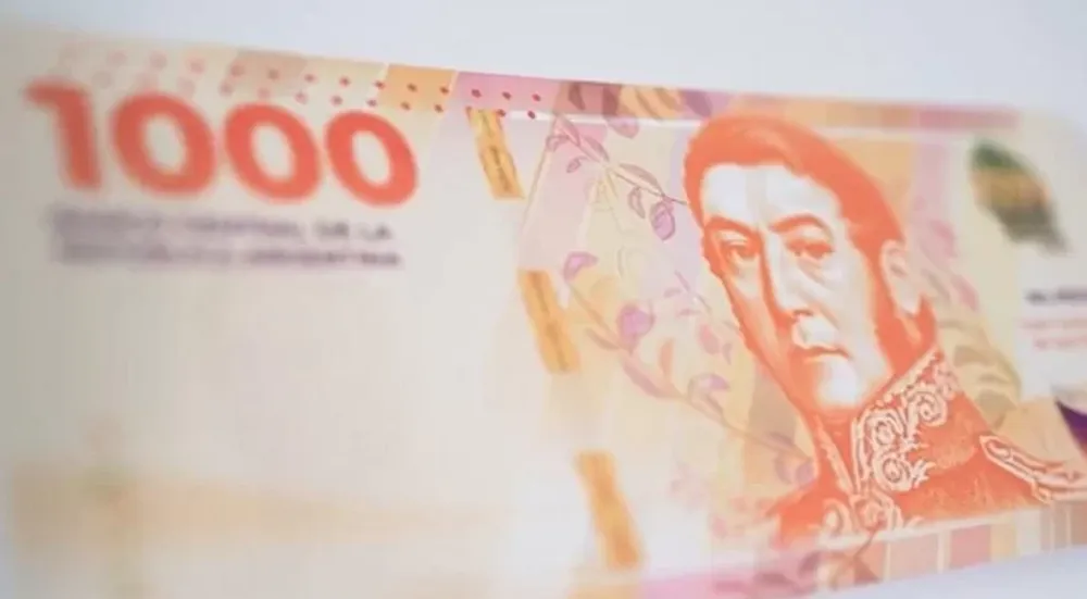 Ya está en circulación el nuevo billete de $1000 con la imagen de San Martín