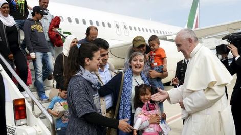 Francisco dará asilo en Roma a 12 refugiados