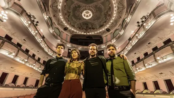 “Hay canciones muy hermosas de este siglo”