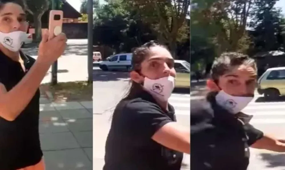 Una jocketa atacó a patadas a un agente de tránsito y quedó filmada