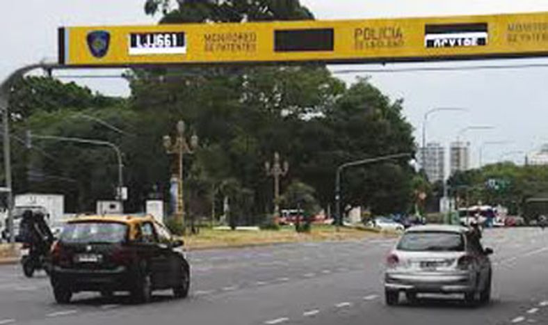 Un sistema federal para rastrear autos