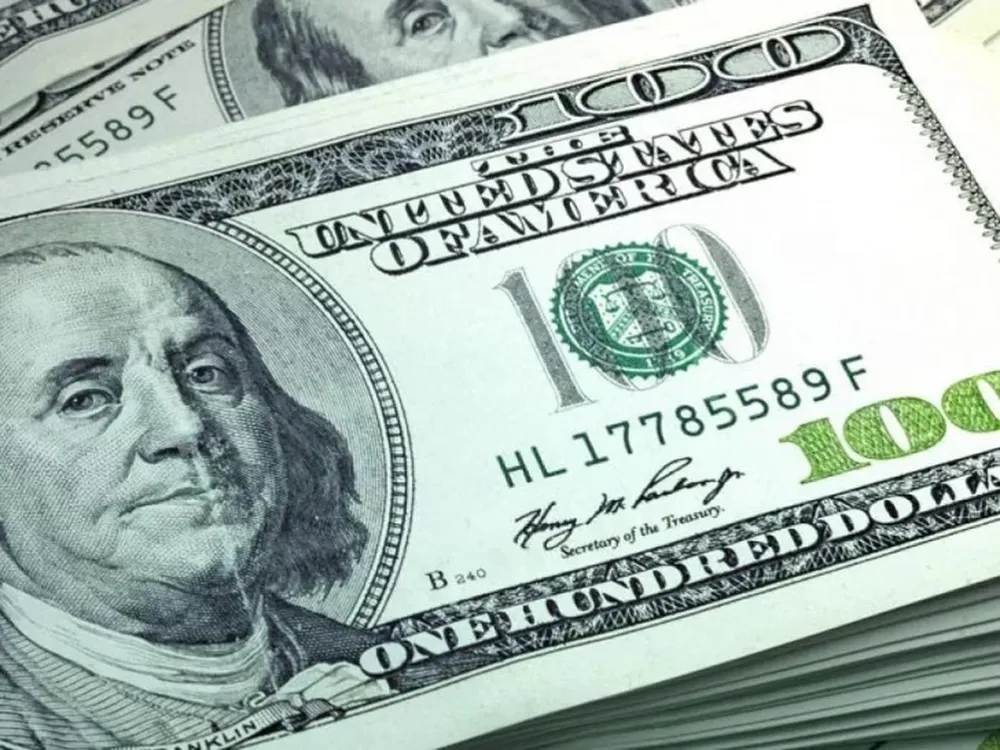 El Banco Central compró 50 millones de dólares y el blue operó de forma estable