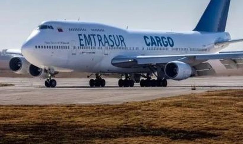 Aseguran que uno de los tripulantes del avión venezolano-iraní “se operó la cara en Cuba”