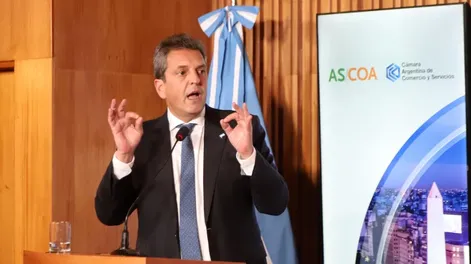 Massa llegó de EEUU y buscó atemorizar a los empresarios