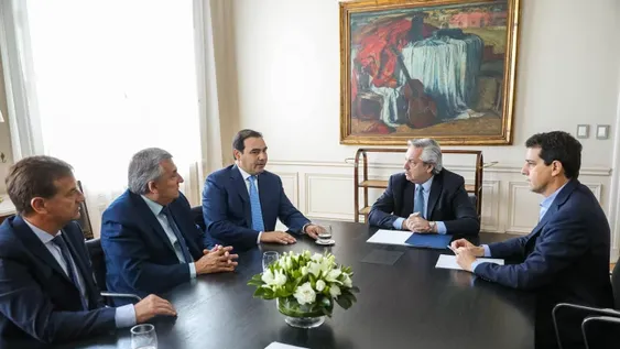 Hoy firman con los gobernadores el freno al pacto fiscal por un año