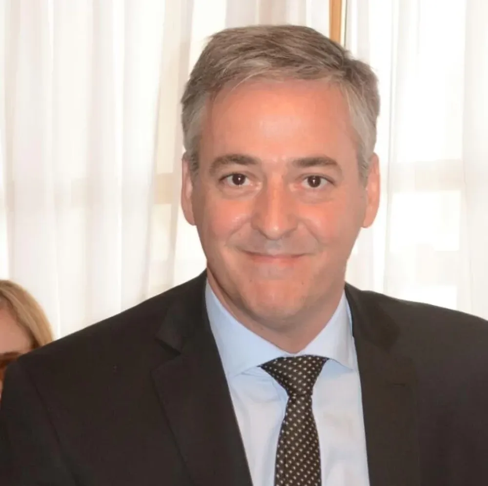 La nena que estaba perdida y hasta con garrapatas en su cuerpo se quedará junto a su tía