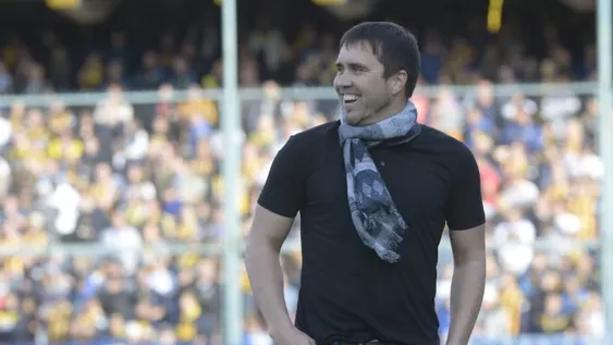 Racing oficializó la llegada del Chacho Coudet