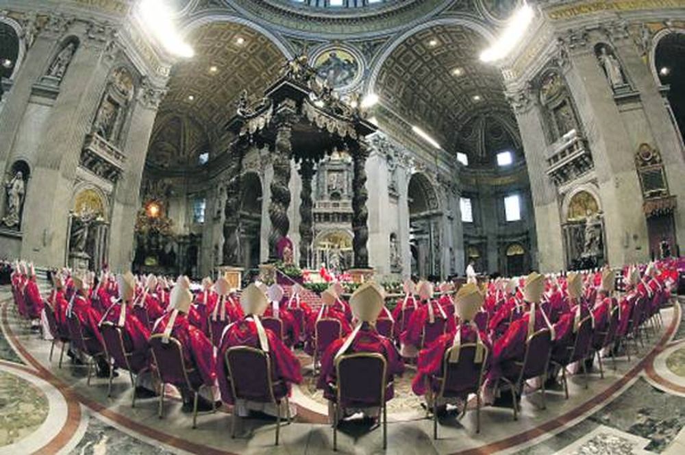 Humo negro en el Vaticano