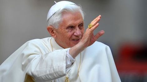 Benedicto XVI deja el papado el 28 de febrero