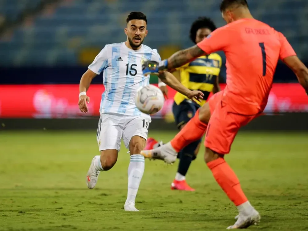 “Messi nos contagia a todos”, dijo Nicolás González