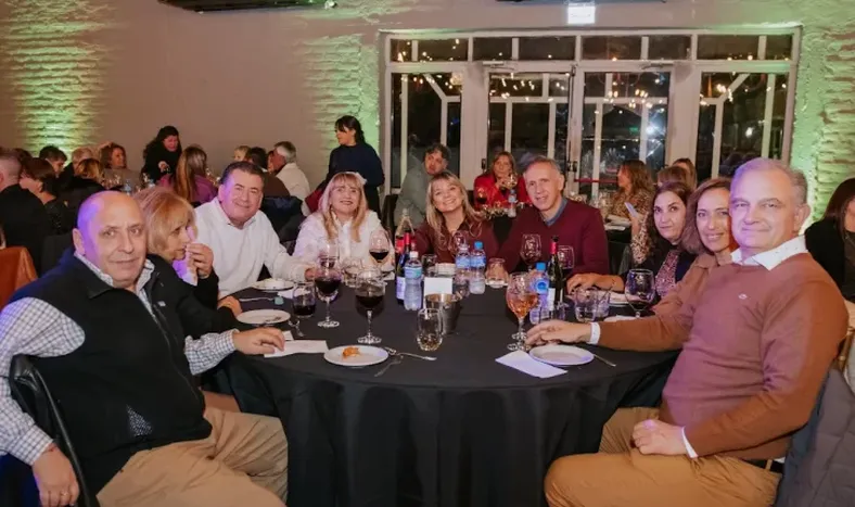 Cena show “Ay San Juan…”