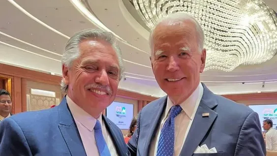 Biden, en la cita informal con Alberto, preguntó por Milei