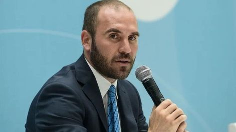 Renunció Guzmán al Ministerio de Economía
