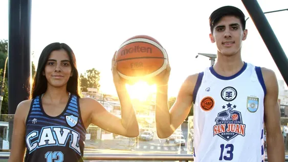 Una hermandad con sangre naranja