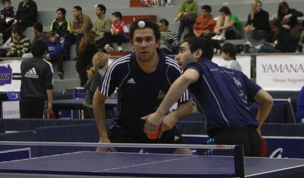 En la puerta de la dorada