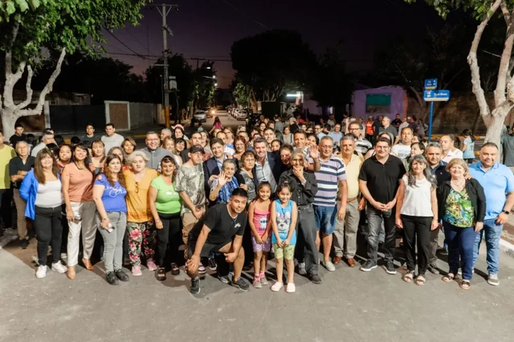 Orrego participó de la inauguración de obras de pavimentación en Santa Lucía