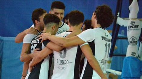 Obras debutó en la Liga con una victoria sobre Once Unidos