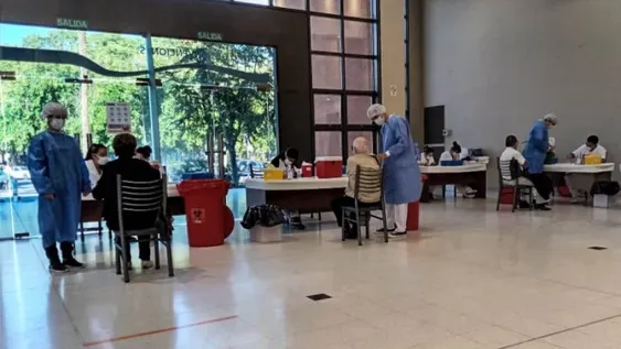 Terminó la vacunación en el Centro de Convenciones