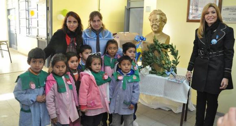 En Iglesia festejaron con la inauguración de una salita