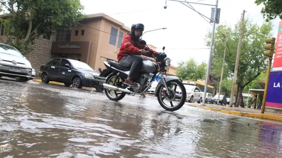 Renovaron el alerta amarilla por fuertes tormentas en San Juan