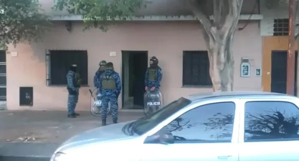 Ataque a CFK: la Justicia ordenó allanar de nuevo la casa en la que vivían Sabag Montiel y su novia