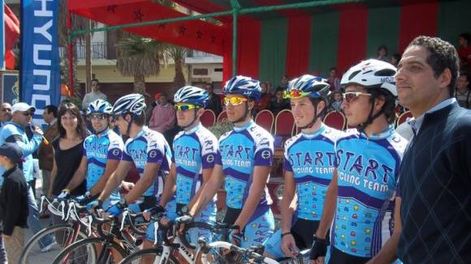 Ramírez abandonó y Gómez sigue cerca