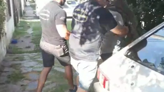 Dejaron a una niña de 10 años al cuidado de un vecino y abusó de ella