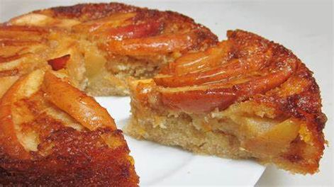 Torta invertida de manzanas