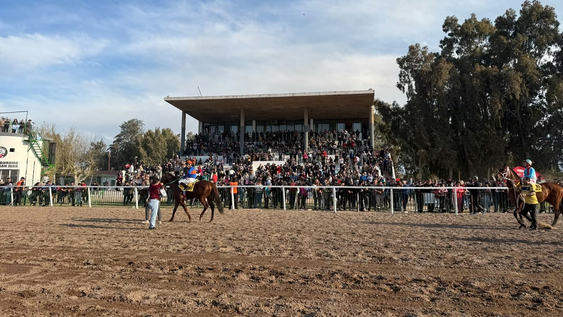 El hombre se descompensó tras una discusión en el Jockey Club.