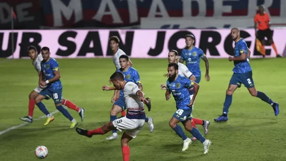 El “Ciclón” sigue dulce