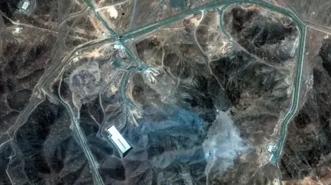 Israel bombardeó rutas de acceso a la planta nuclear de Fordow y objetivos militares en Teherán