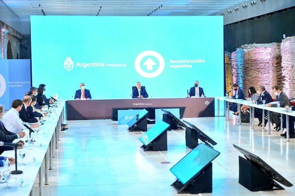 Fernández reafirmó que se “va a lograr una reestructuración conveniente” de la deuda con el FMI