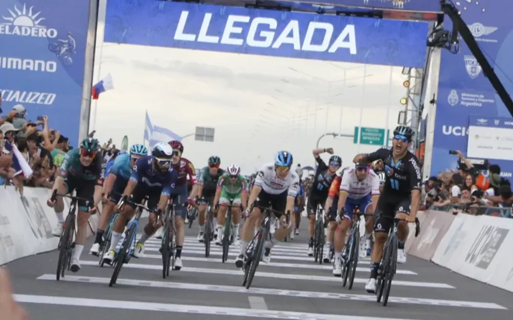 En Pocito, Sam Welsford se adueñó de la etapa que comienza a bajarle el telón a la Vuelta