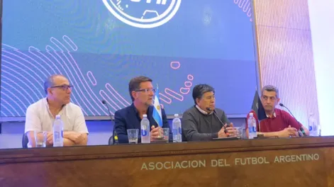 Oficial. En AFA quedó presentada una nueva edición del Regional Amateur.