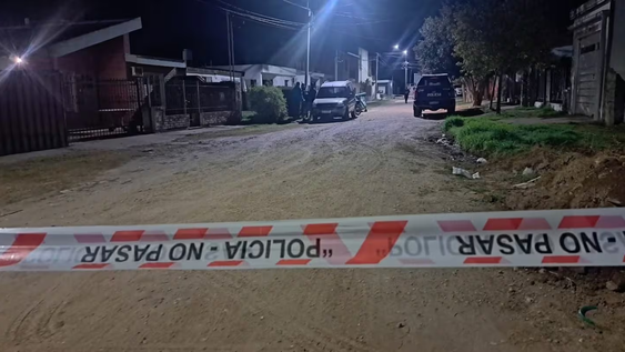 brutal crimen en cordoba: discutia con su pareja y su hijastro lo mato de una punalada
