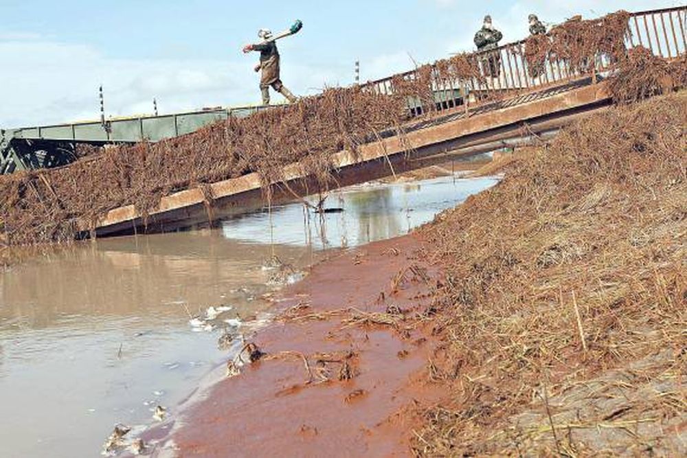 Se renueva la pesadilla por el lodo tóxico