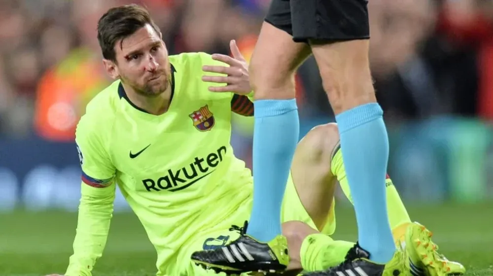 Messi no tiene lesiones tras el partido con el Manchester United