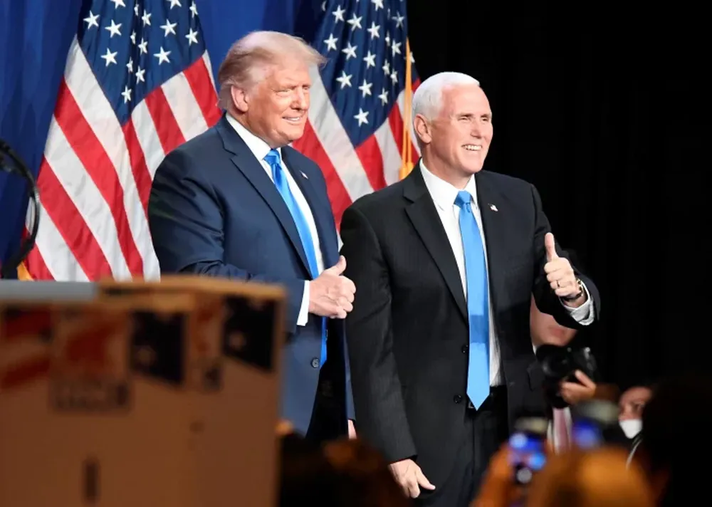 Trump y Pence son nominados formalmente como candidatos