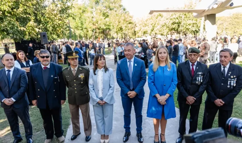 San Juan conmemoró el 43° aniversario de la Gesta de Malvinas: emotivo acto y desfile de veteranos