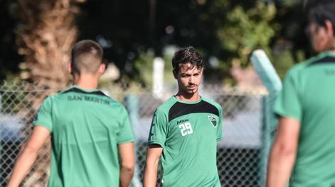 Práctica. San Martín sigue preparando su partido ante Quilmes pero el técnico espera para definir la formación.