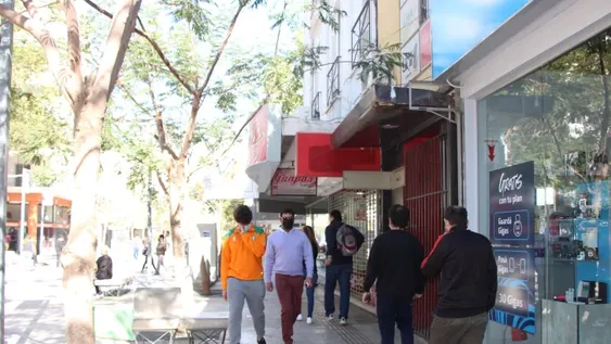 El vaivén del termómetro en San Juan: una semana con calor, frío y probables lluvias